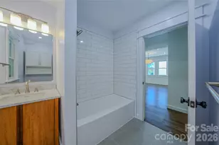 26 Henrietta St, Asheville, NC 28801 - Photo 23