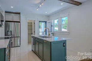 26 Henrietta St, Asheville, NC 28801 - Photo 5