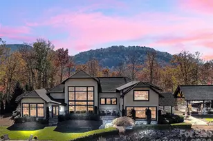 93 Lombard St, Waynesville, NC 28786 - Photo 3