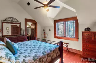 93 Lombard St, Waynesville, NC 28786 - Photo 15