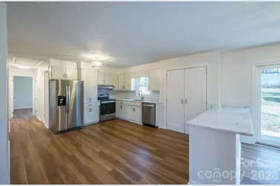 1254 Huckleberry Drive, Lincolnton, NC 28092 - Photo 5