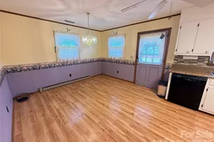2848 Wendell St, Lenoir, NC 28645 - Photo 5