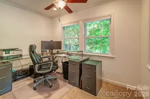 35 Dogwood Rd, Asheville, NC 28804 - Photo 9