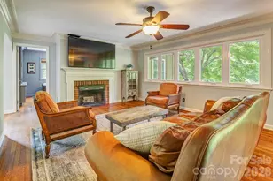 35 Dogwood Rd, Asheville, NC 28804 - Photo 3