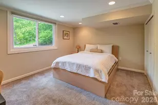 35 Dogwood Rd, Asheville, NC 28804 - Photo 23