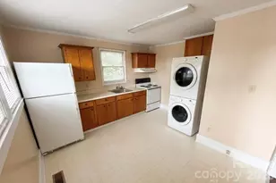 1210 Wiscassett St, Albemarle, NC 28001 - Photo 3
