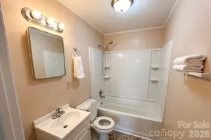 1210 Wiscassett St, Albemarle, NC 28001 - Photo 7