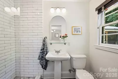 4050 Sheffield Drive, Charlotte, NC 28205 - Photo 15