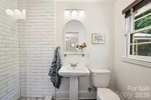 4050 Sheffield Dr, Charlotte, NC 28205 - Photo 15