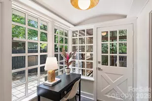 4050 Sheffield Dr, Charlotte, NC 28205 - Photo 11