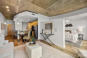 210 N Church St, Charlotte, NC 28202 - Photo 13