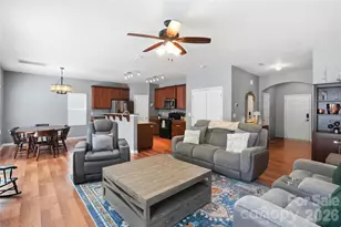 2315 Old Goose Ln, Charlotte, NC 28262 - Photo 9