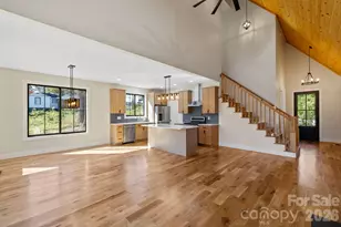 154 Osceola Rd, Hendersonville, NC 28739 - Photo 17