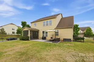 17504 Austins Creek Dr, Charlotte, NC 28278 - Photo 39