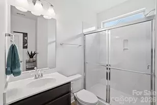 17504 Austins Creek Dr, Charlotte, NC 28278 - Photo 15