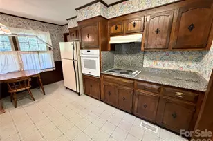 2925 Sparrow Springs Rd, Gastonia, NC 28052 - Photo 13