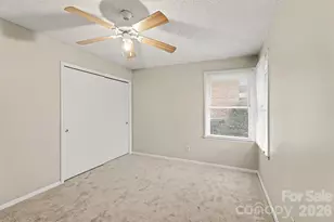4809 Malibu Dr, Charlotte, NC 28215 - Photo 11