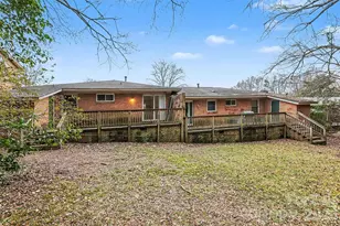 4809 Malibu Dr, Charlotte, NC 28215 - Photo 17
