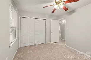 4809 Malibu Dr, Charlotte, NC 28215 - Photo 13