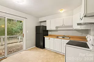 4809 Malibu Dr, Charlotte, NC 28215 - Photo 7