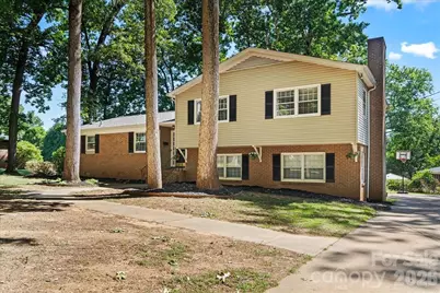 2010 Saratoga Drive #5, Gastonia, NC 28056 - Photo 1