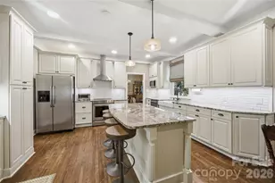 455 Heathcote Dr, Statesville, NC 28677 - Photo 7