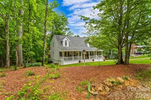 808 Lakey Gap Rd, Black Mountain, NC 28711 - Photo 3