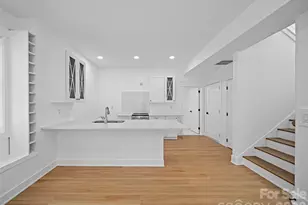 92 Cedar St, Asheville, NC 28803 - Photo 9