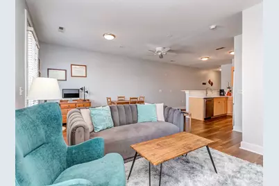 1101 W 1st Street #211, Charlotte, NC 28202 - Photo 3