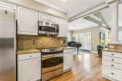 10500 Howell Court, Charlotte, NC 28277 - Photo 11