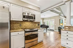 10500 Howell Ct, Charlotte, NC 28277 - Photo 11