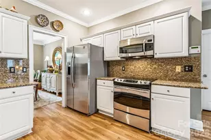 10500 Howell Ct, Charlotte, NC 28277 - Photo 13