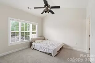 9070 Meadow Vista Rd, Charlotte, NC 28213 - Photo 9