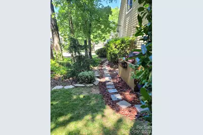 6210 Maple Cove Lane, Charlotte, NC 28269 - Photo 35
