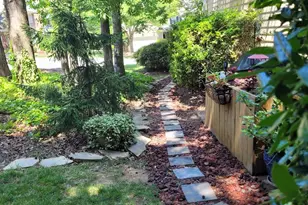 6210 Maple Cove Ln, Charlotte, NC 28269 - Photo 35