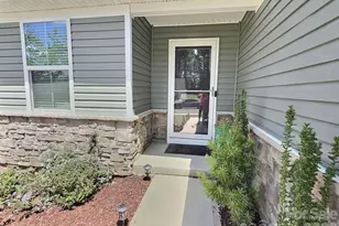 544 Grandiflora Ave, Lancaster, SC 29720 - Photo 3