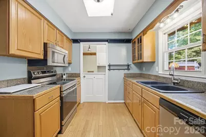 8523 Othello Place, Charlotte, NC 28227 - Photo 9