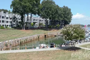218 Northwest Dr, Davidson, NC 28036 - Photo 15