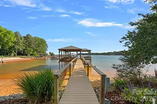 107 Beachview Dr, Mooresville, NC 28117 - Photo 9