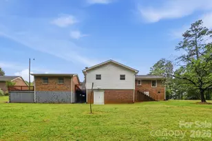 6704 Alanbrook Rd, Charlotte, NC 28215 - Photo 29
