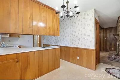 6704 Alanbrook Road, Charlotte, NC 28215 - Photo 9