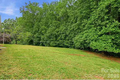 6704 Alanbrook Road, Charlotte, NC 28215 - Photo 27