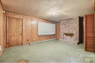 6704 Alanbrook Road, Charlotte, NC 28215 - Photo 25