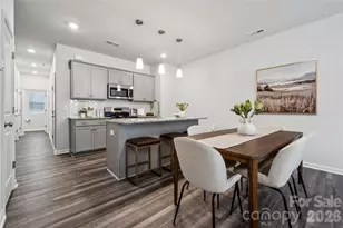 6554 Harlech St, Charlotte, NC 28269 - Photo 3