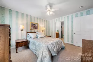 1268 Wexford Village Cir NE, Lenoir, NC 28645 - Photo 15
