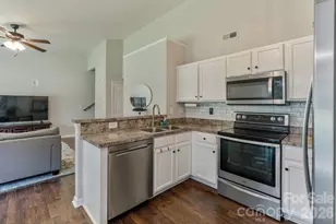 406 Courtland Ct, Kannapolis, NC 28081 - Photo 3