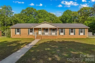 868 Fieldstone Rd, Mooresville, NC 28115 - Photo 1