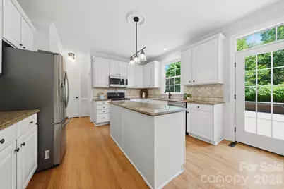 8901 Whipps Cross Court, Waxhaw, NC 28173 - Photo 23