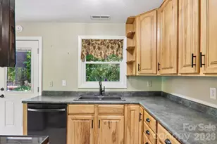 224 Highlands Loop, Maggie Valley, NC 28751 - Photo 17