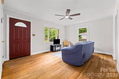 2242 Markham Court, Charlotte, NC 28205 - Photo 3